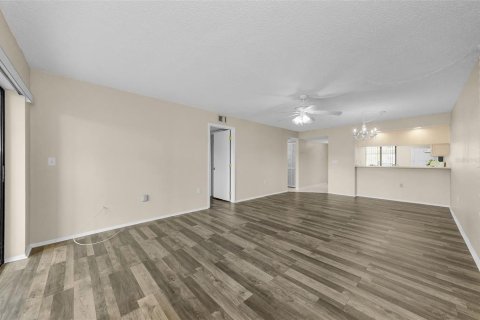 Copropriété à vendre à Oldsmar, Floride: 2 chambres, 101.64 m2 № 1857690 - photo 14
