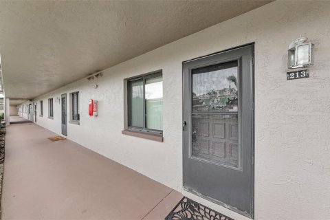 Copropriété à vendre à Oldsmar, Floride: 2 chambres, 101.64 m2 № 1857690 - photo 5