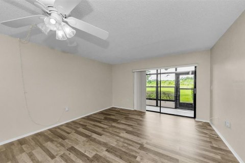 Copropriété à vendre à Oldsmar, Floride: 2 chambres, 101.64 m2 № 1857690 - photo 12