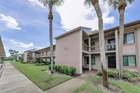 Copropriété à vendre à Oldsmar, Floride: 2 chambres, 101.64 m2 № 1857690 - photo 3