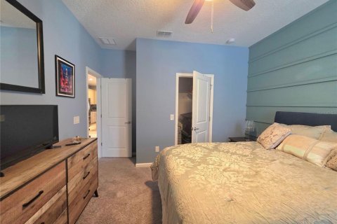 House in Orange City, Florida 3 bedrooms, 184.23 sq.m. № 2234463 - photo 15