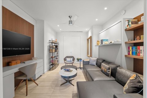 Condo in Miami Beach, Florida, 3 bedrooms  № 1881970 - photo 7