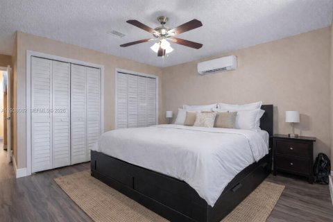 Купить виллу или дом в Хомстед, Флорида 4 спальни, 149.57м2, № 1996401 - фото 18