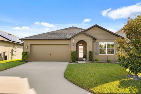 House in DeBary, Florida 3 bedrooms, 158.49 sq.m. № 2399289