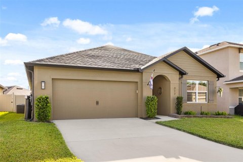 House in DeBary, Florida 3 bedrooms, 158.49 sq.m. № 2399289 - photo 2