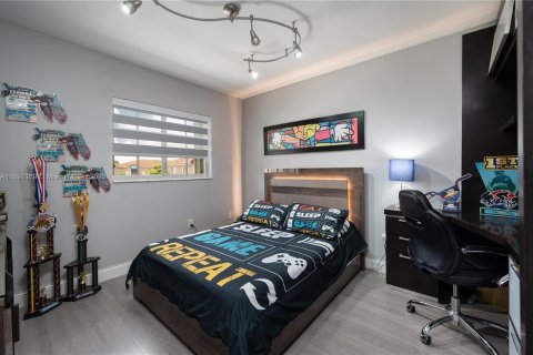 Touwnhouse à vendre à Miami, Floride: 3 chambres, 171.68 m2 № 1949005 - photo 28