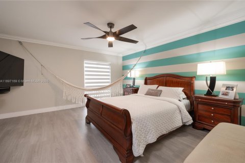 Touwnhouse à vendre à Miami, Floride: 3 chambres, 171.68 m2 № 1949005 - photo 22