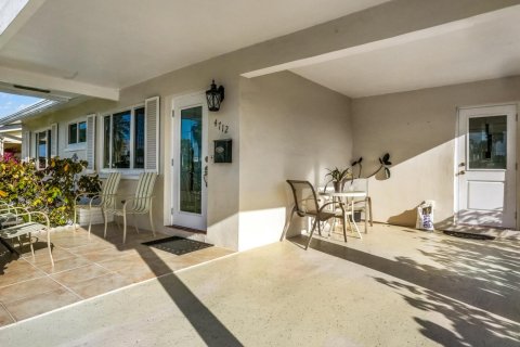 House in Tamarac, Florida 2 bedrooms, 122.45 sq.m. № 2088059 - photo 16