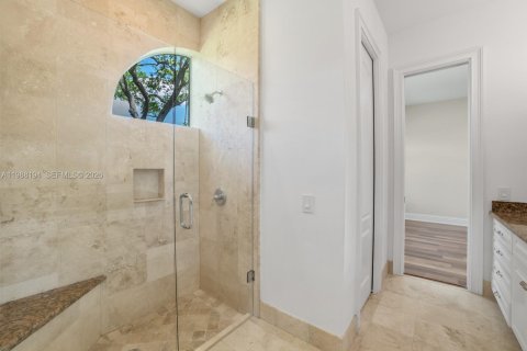 Купить виллу или дом в Пайнкрест, Флорида 6 спален, 554.81м2, № 2050435 - фото 26