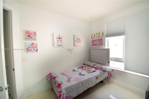 Condominio en alquiler en Doral, Florida, 4 dormitorios, 172.98 m2 № 1941800 - foto 25