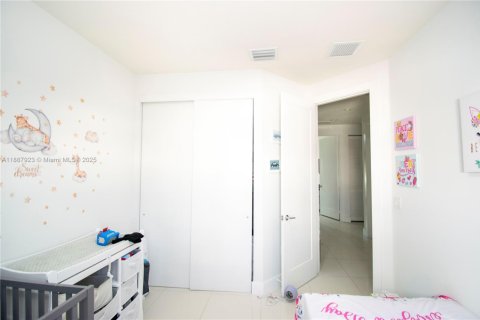 Condominio en alquiler en Doral, Florida, 4 dormitorios, 172.98 m2 № 1941800 - foto 26