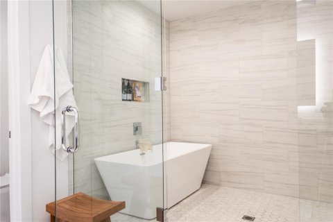 Condo in Tampa, Florida, 3 bedrooms  № 1064108 - photo 14