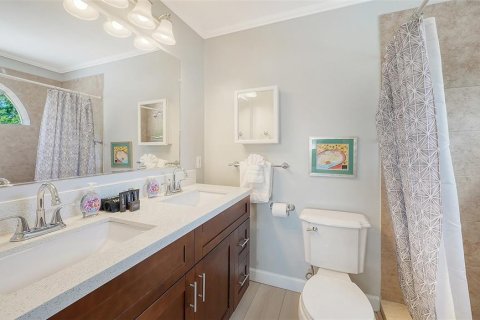 Casa en venta en Sarasota, Florida, 4 dormitorios, 167.13 m2 № 2200464 - foto 22