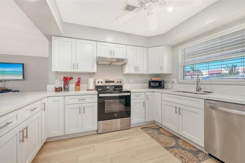 Casa en venta en Sarasota, Florida, 4 dormitorios, 167.13 m2 № 2200464 - foto 14