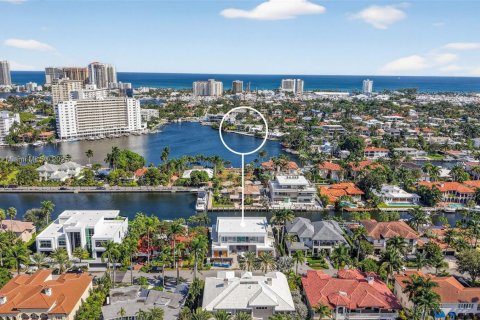 House in Fort Lauderdale, Florida 5 bedrooms, 559.64 sq.m. № 1956956 - photo 1