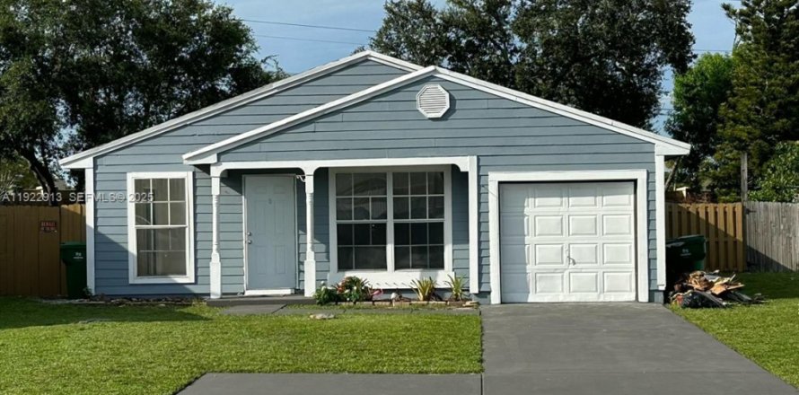 Villa ou maison à Miramar, Floride 3 chambres, 95.6 m2 № 1976734