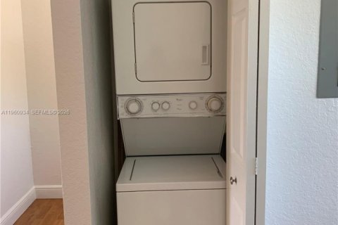 Copropriété à vendre à Doral, Floride: 2 chambres, 106.84 m2 № 2024461 - photo 23