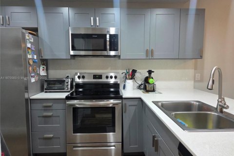 Copropriété à louer à Davie, Floride: 2 chambres, 102.19 m2 № 1928325 - photo 5