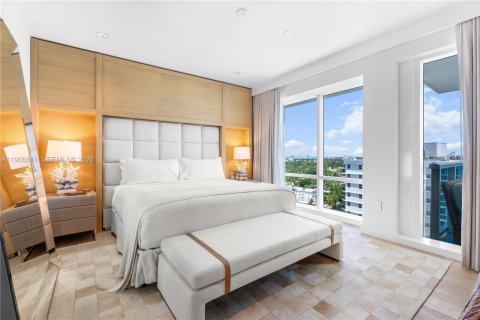 Condo in Miami Beach, Florida, 3 bedrooms № 2081348 - photo 9