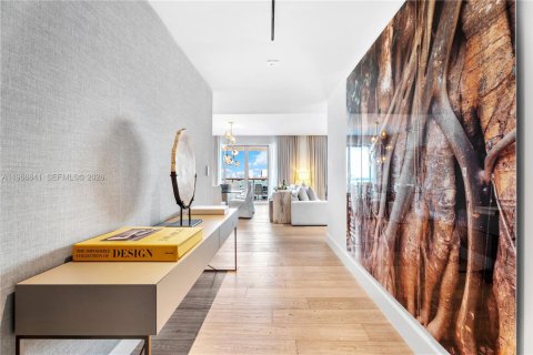 Condo in Miami Beach, Florida, 3 bedrooms № 2081348 - photo 8