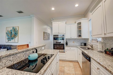 House in Four Corners, Florida 5 bedrooms, 333.52 sq.m. № 1914685 - photo 20