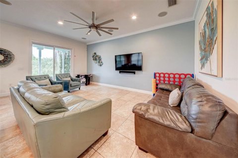 House in Four Corners, Florida 5 bedrooms, 333.52 sq.m. № 1914685 - photo 14