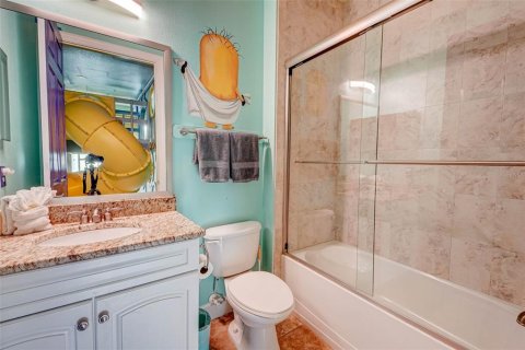 Casa en venta en Four Corners, Florida, 5 dormitorios, 333.52 m2 № 1914685 - foto 28