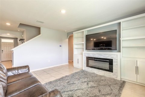 Casa en venta en Port Orange, Florida, 5 dormitorios, 248.42 m2 № 1904015 - foto 3