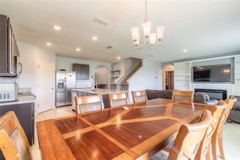 Casa en venta en Port Orange, Florida, 5 dormitorios, 248.42 m2 № 1904015 - foto 10