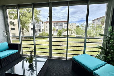Condominio en venta en Lauderdale Lakes, Florida, 1 dormitorio, 69.49 m2 № 2084480 - foto 21
