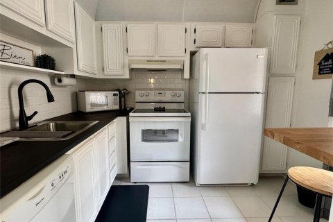 Condominio en venta en Lauderdale Lakes, Florida, 1 dormitorio, 69.49 m2 № 2084480 - foto 10