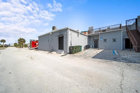 Commercial property in Daytona Beach Shores, Florida 499.63 sq.m. № 1115588 - photo 7