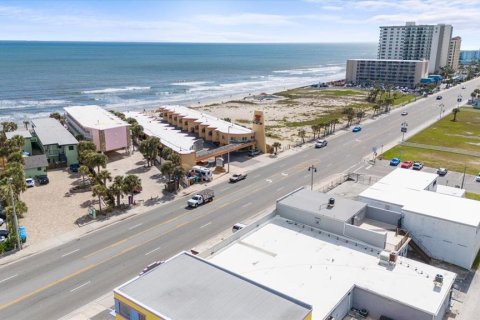 Commercial property in Daytona Beach Shores, Florida 499.63 sq.m. № 1115588 - photo 14
