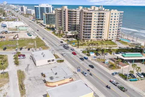 Commercial property in Daytona Beach Shores, Florida 499.63 sq.m. № 1115588 - photo 21