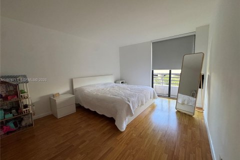 Condo in Aventura, Florida, 2 bedrooms  № 2045197 - photo 10
