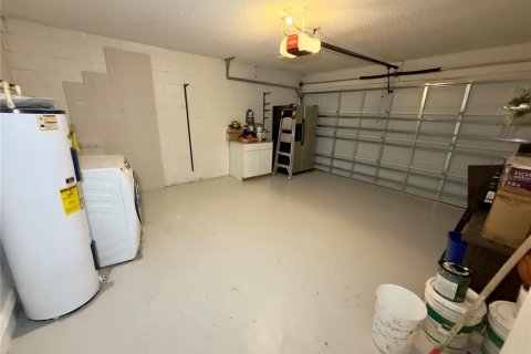 Villa ou maison à louer à Orlando, Floride: 4 chambres, 150.32 m2 № 2380579 - photo 8