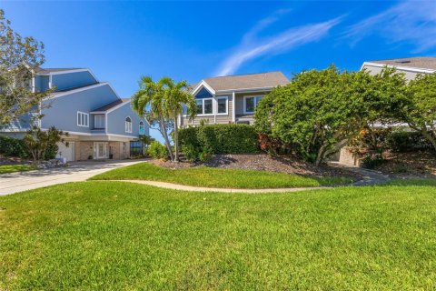 Condo in Bradenton, Florida, 3 bedrooms № 2166884 - photo 11