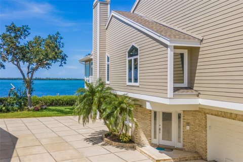 Condo in Bradenton, Florida, 3 bedrooms № 2166884 - photo 9