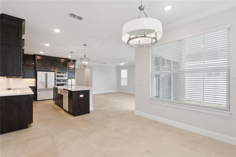 Villa ou maison à vendre à Winter Garden, Floride: 5 chambres, 340.39 m2 № 2127089 - photo 16