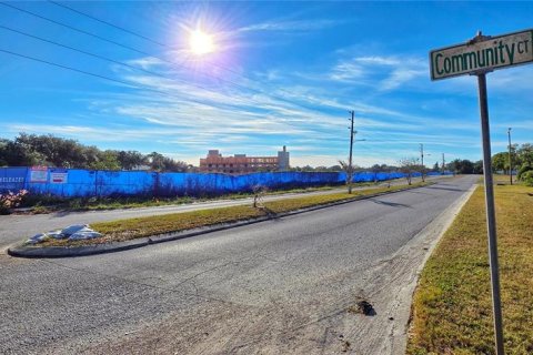 Immobilier commercial à louer à Hudson, Floride: 151.62 m2 № 2116025 - photo 7