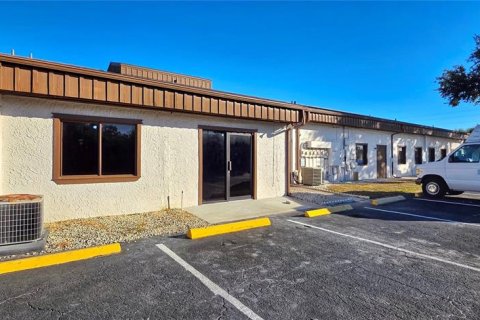Immobilier commercial à louer à Hudson, Floride: 151.62 m2 № 2116025 - photo 3