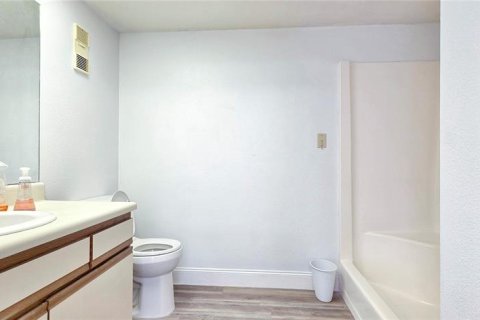Immobilier commercial à louer à Hudson, Floride: 151.62 m2 № 2116025 - photo 20