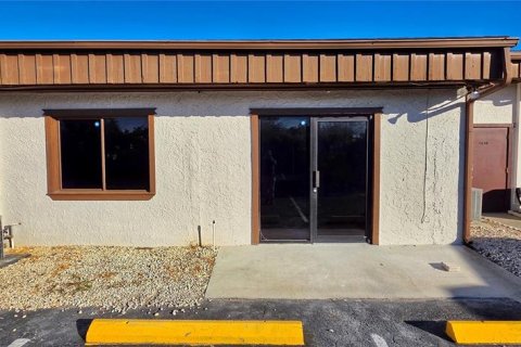 Immobilier commercial à louer à Hudson, Floride: 151.62 m2 № 2116025 - photo 4