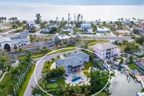 Casa en Longboat Key, Florida 5 dormitorios, 282.61 m2 № 2099415