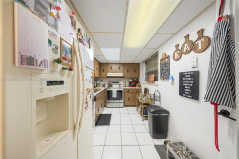 Copropriété à louer à Miami, Floride: 1 chambre, 78.87 m2 № 2439372 - photo 28