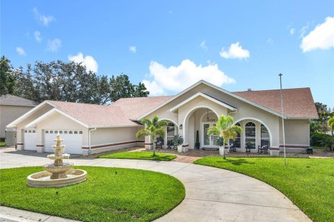 Casa en venta en Auburndale, Florida, 4 dormitorios, 313.45 m2 № 1899861 - foto 3
