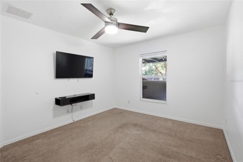 House in Ocala, Florida 3 bedrooms, 149.29 sq.m. № 2280605 - photo 19