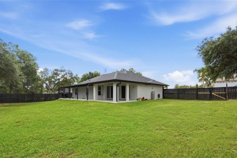 House in Ocala, Florida 3 bedrooms, 149.29 sq.m. № 2280605 - photo 26