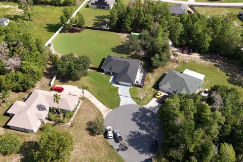 House in Ocala, Florida 3 bedrooms, 149.29 sq.m. № 2280605 - photo 30