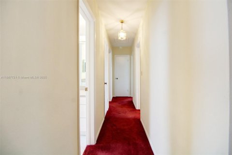 Villa ou maison à vendre à Cutler Bay, Floride: 4 chambres, 174.28 m2 № 1933129 - photo 24